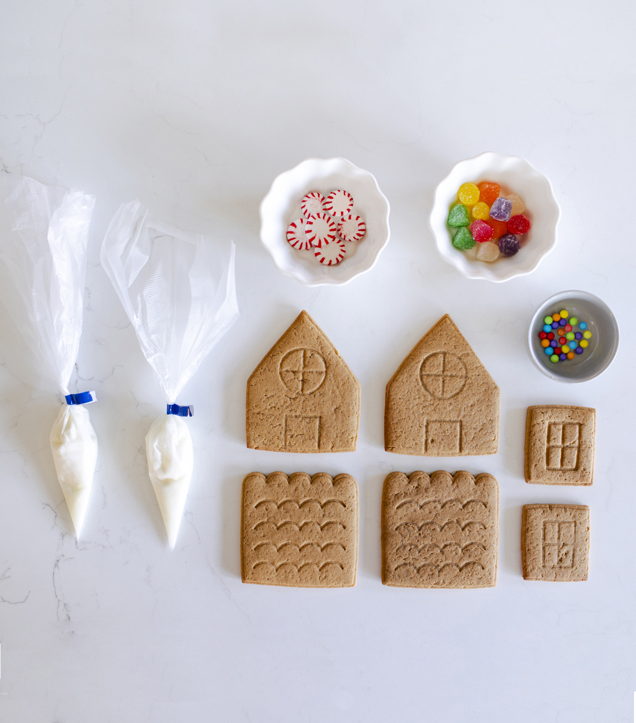 Tudor House Cookies - Gingerbread house theme