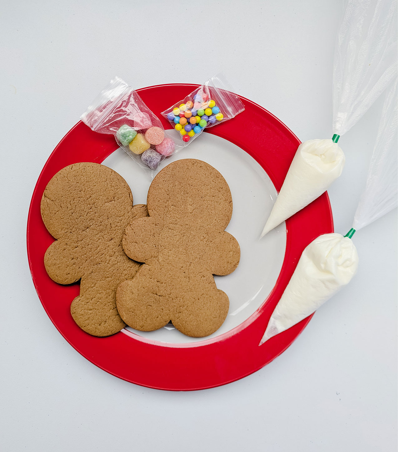 Jumbo Gingerbread Man: Inside the Box